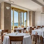Hotell Palace *