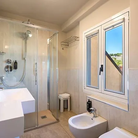 Hotel Palace Diano Marina