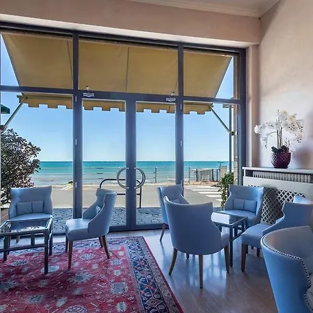 Palace Hotel Diano Marina