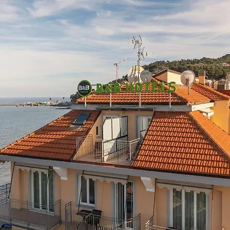 Palace Hotel