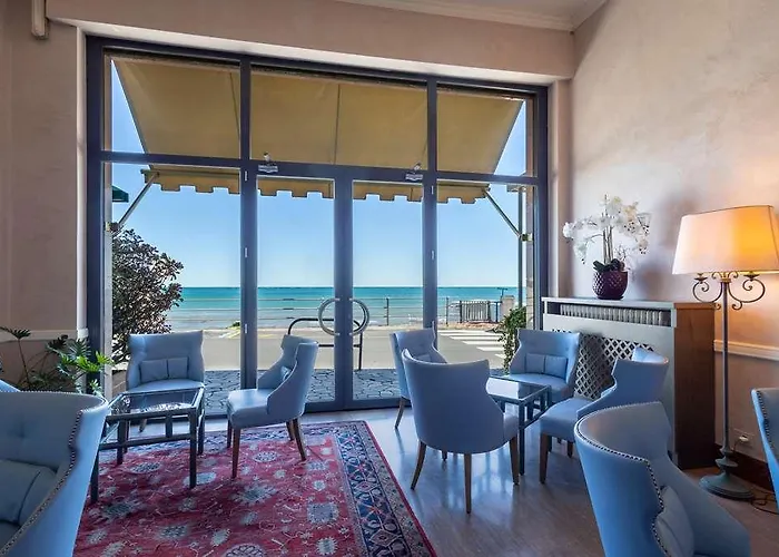 Palace Hotel Diano Marina