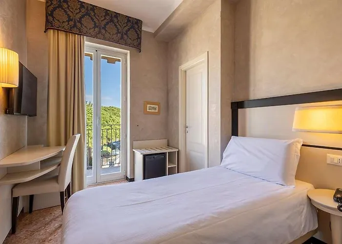 Palace Hotel Diano Marina